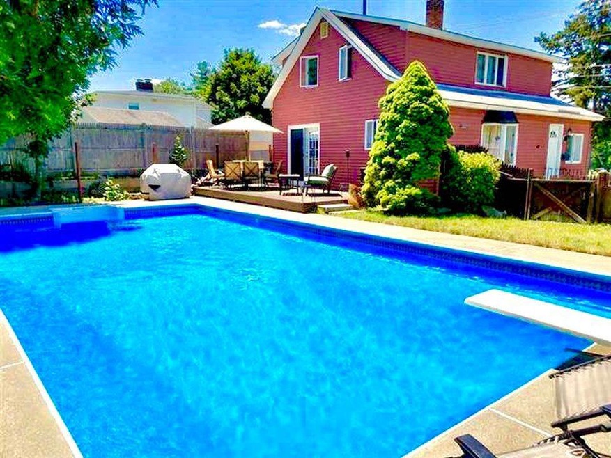 667 Calef Rd, Manchester, NH 03103 - photo 1