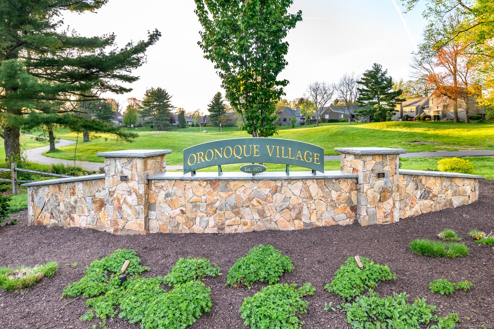 654 Osage Ln unit B, Stratford, CT 06614 - photo 1