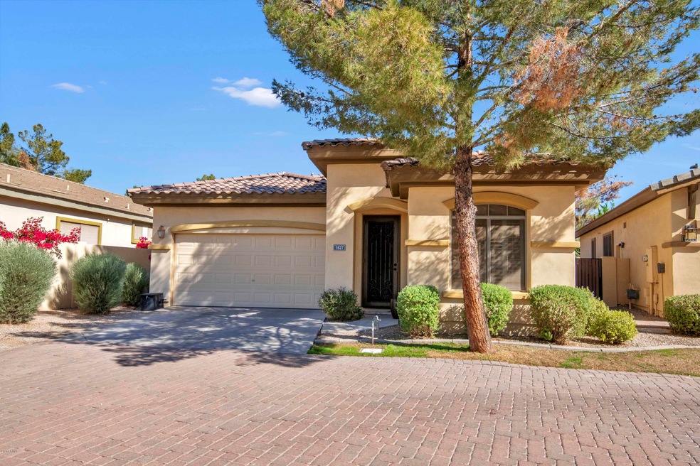 1827 W. PERIWINKLE WAY
