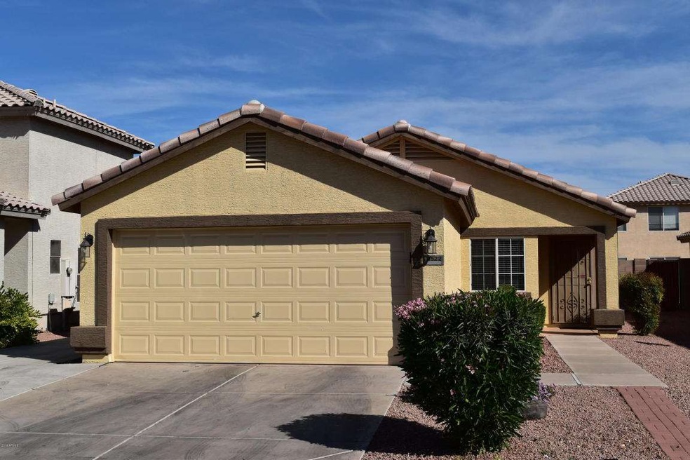 Front of the Home in 2 Tone Paint