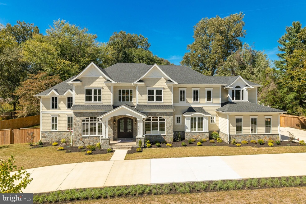 8412 Kingsgate Rd, Potomac, MD 20854 - photo 1