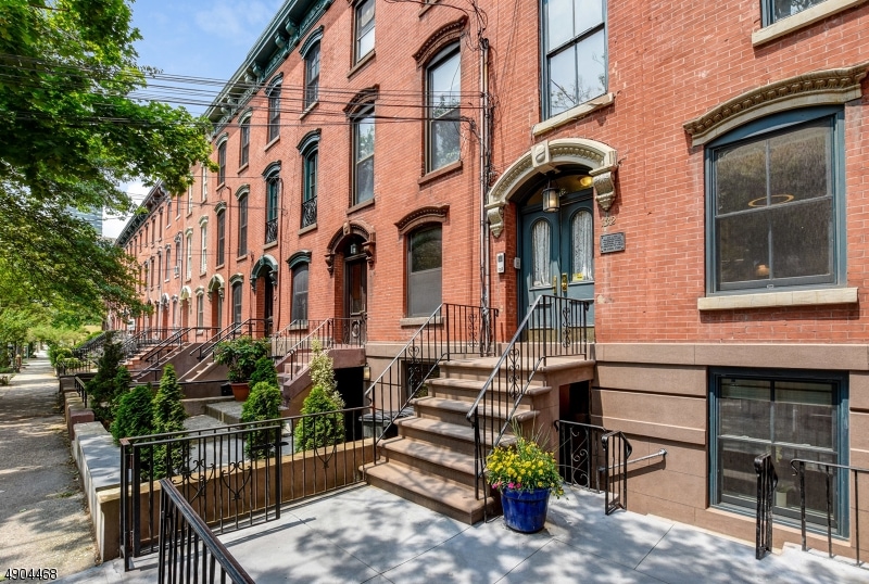 132 Sussex St unit 1, Jersey City, NJ 07302 - photo 1