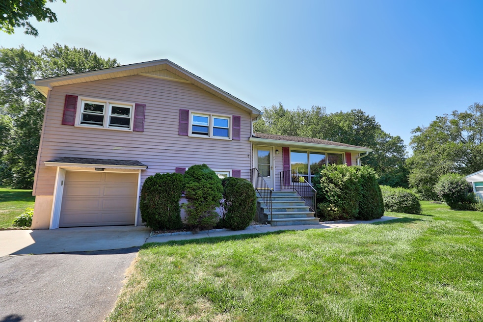 Sold $360,000 • Co-Listing Agent