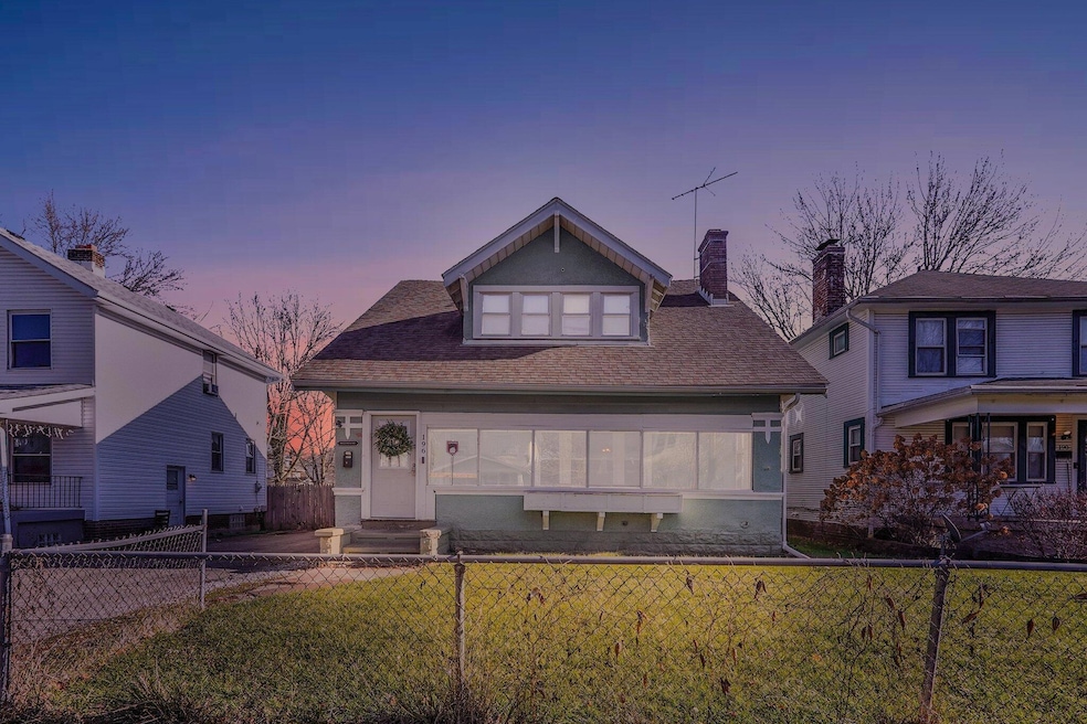 196 N Ogden Ave, Columbus, OH 43204 - photo 1