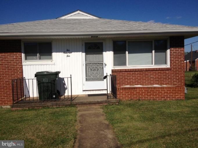 210 N West St, Culpeper, VA 22701 - photo 1