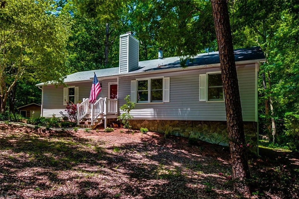 913 Tamworth Rd, Asheboro, NC 27203 - photo 1