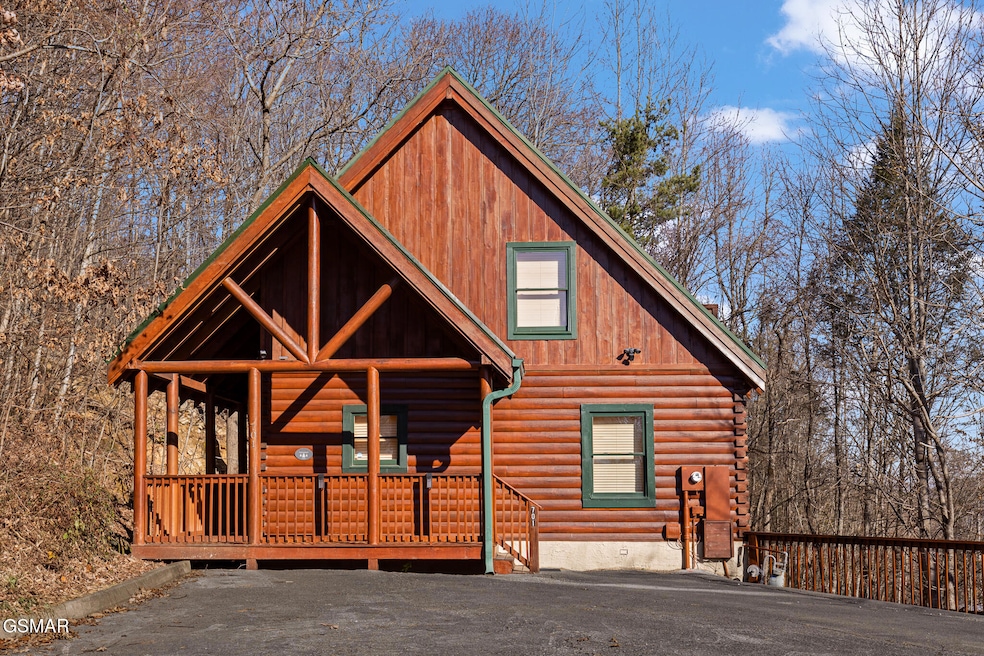 701 Ridgewood Way - Pigeon Forge-1