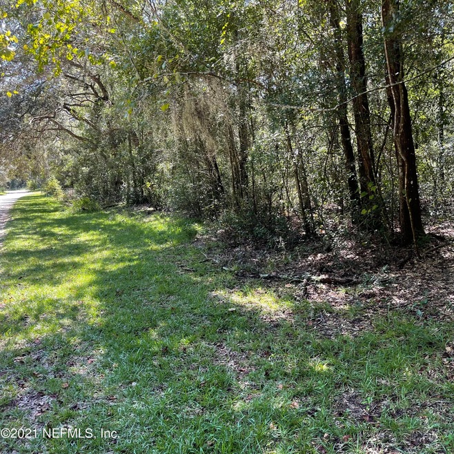 Clearwater Rd, Interlachen, FL