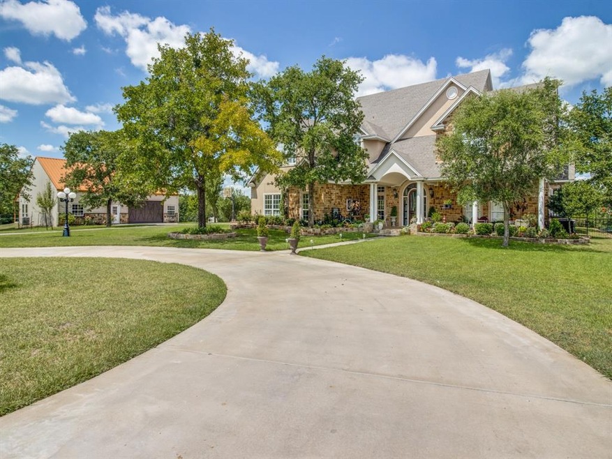 498 Private Road 2391, Decatur, TX 76234 - photo 1