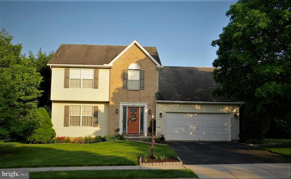 605 Parkway Dr unit 107, Littlestown, PA 17340 - photo 1