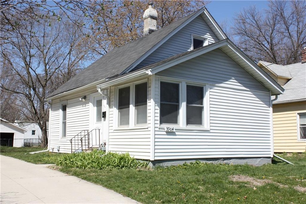 3904 12th St, Des Moines, IA 50313 - photo 1