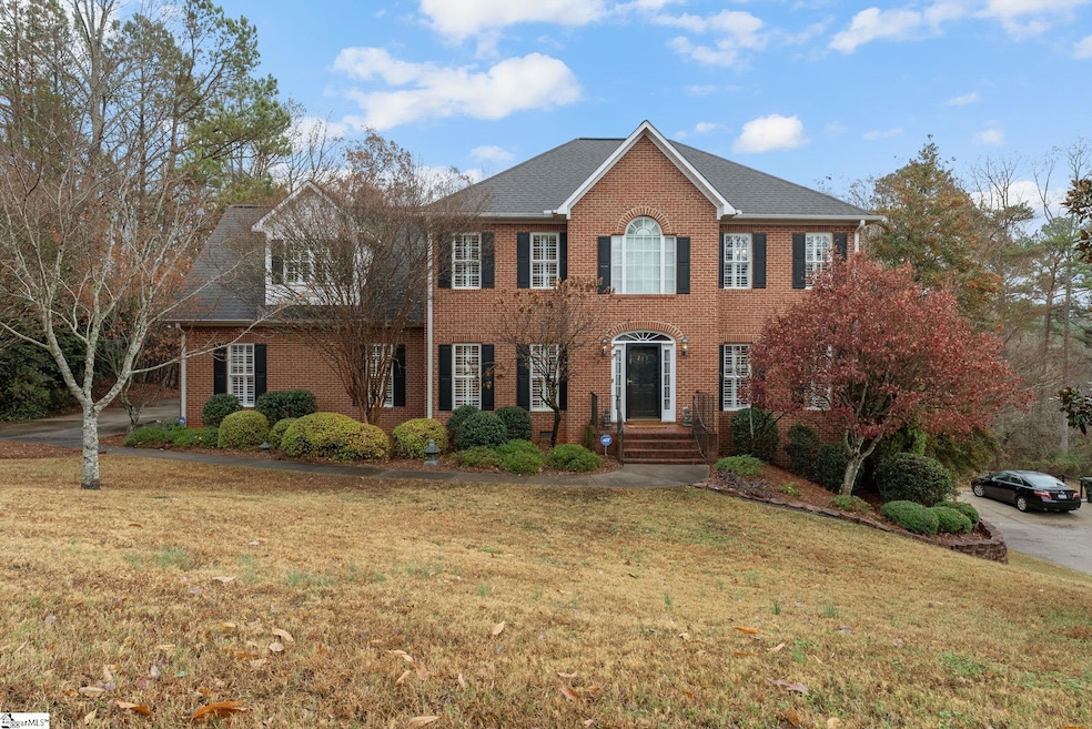 215 Glen Laurel Dr, Easley, SC 29642 - photo 1