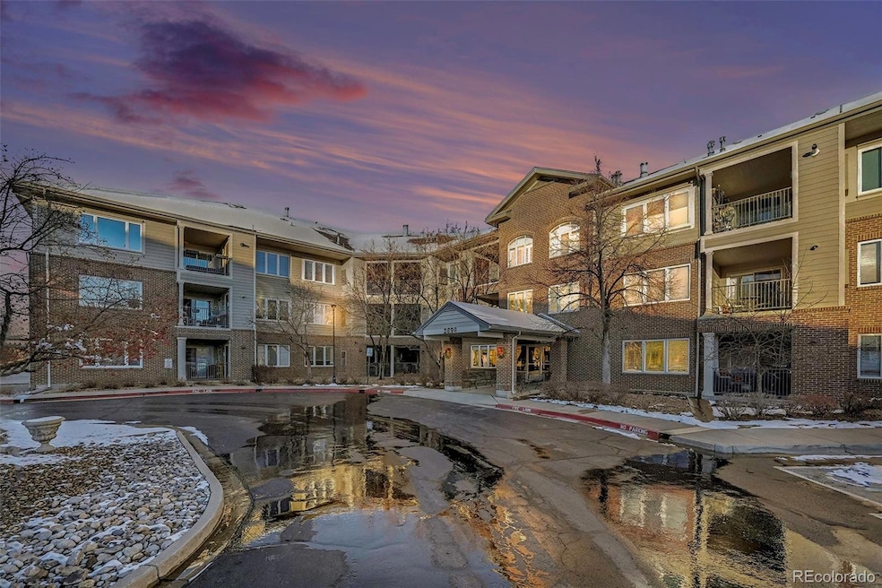 2896 W Riverwalk Cir unit A105, Littleton, CO 80123 - photo 1