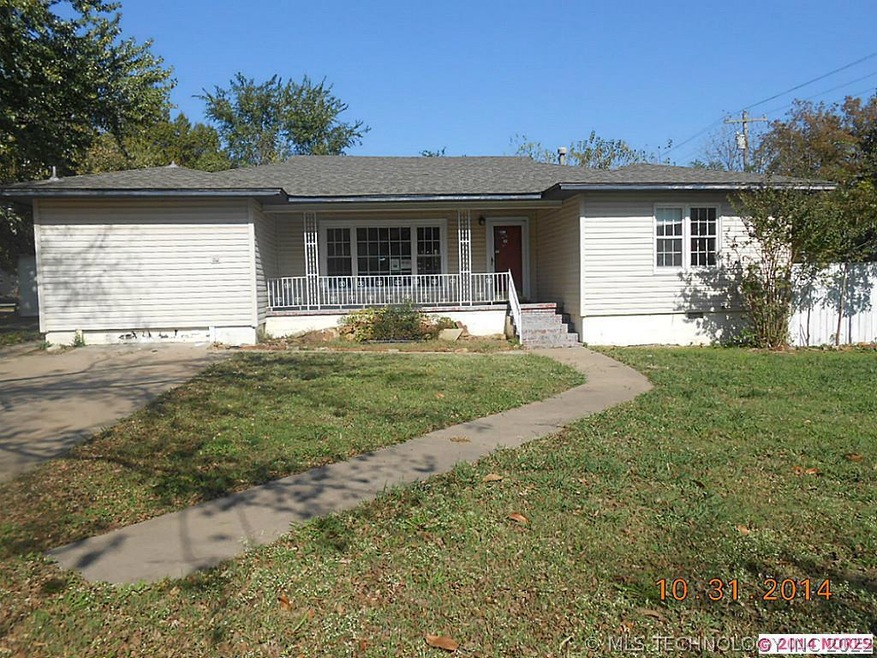 309 W Creek Ave, Cleveland, OK 74020 - photo 1