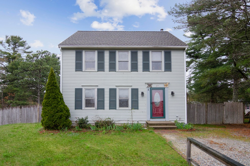 27 Archer St, Plymouth, MA 02360 - photo 1