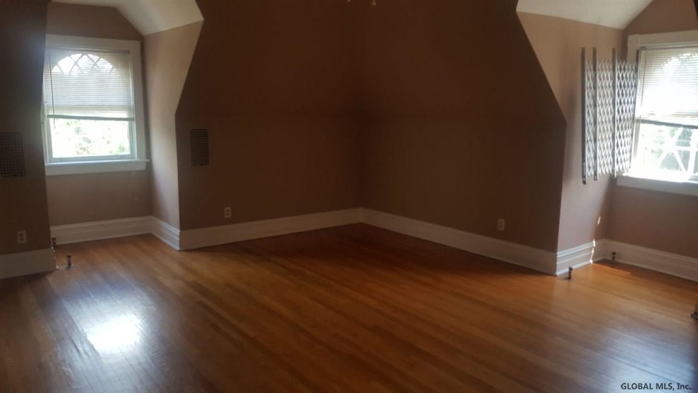 1114 Union St, Schenectady, NY 12308 - photo 1