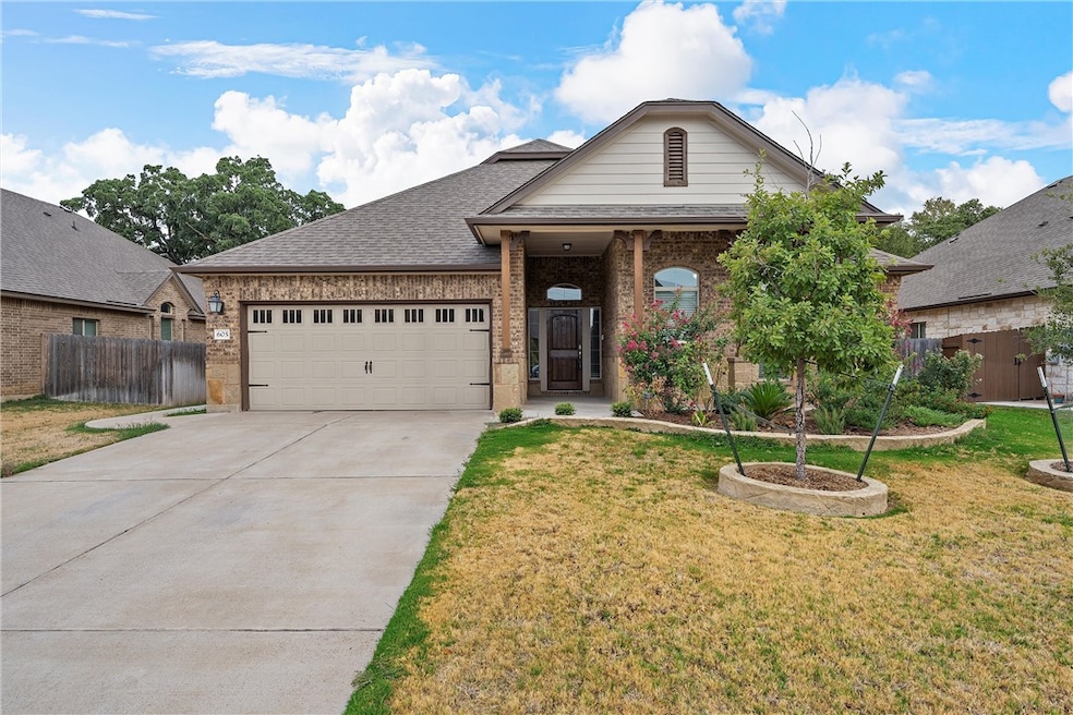 605 Lister Dr, Waco, TX 76712 | MLS# 218055