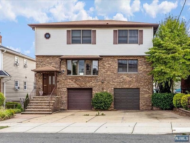 229 Newark Ave, Lyndhurst, NJ 07071 - photo 1