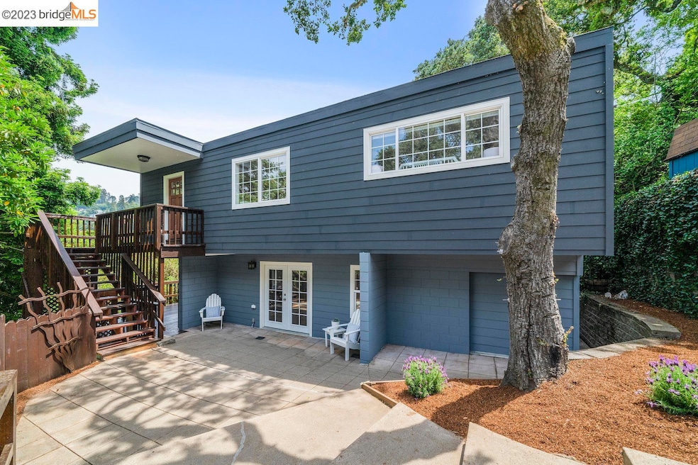 Sold $1,150,000 • Co-Listing Agent