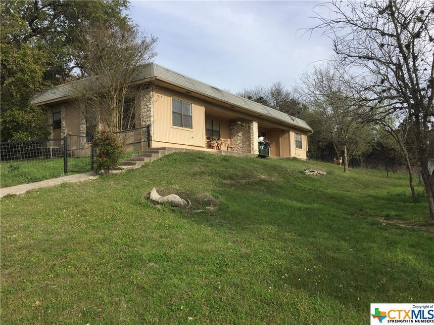 1107 Hazelton St unit 9, San Marcos, TX 78666 - photo 1