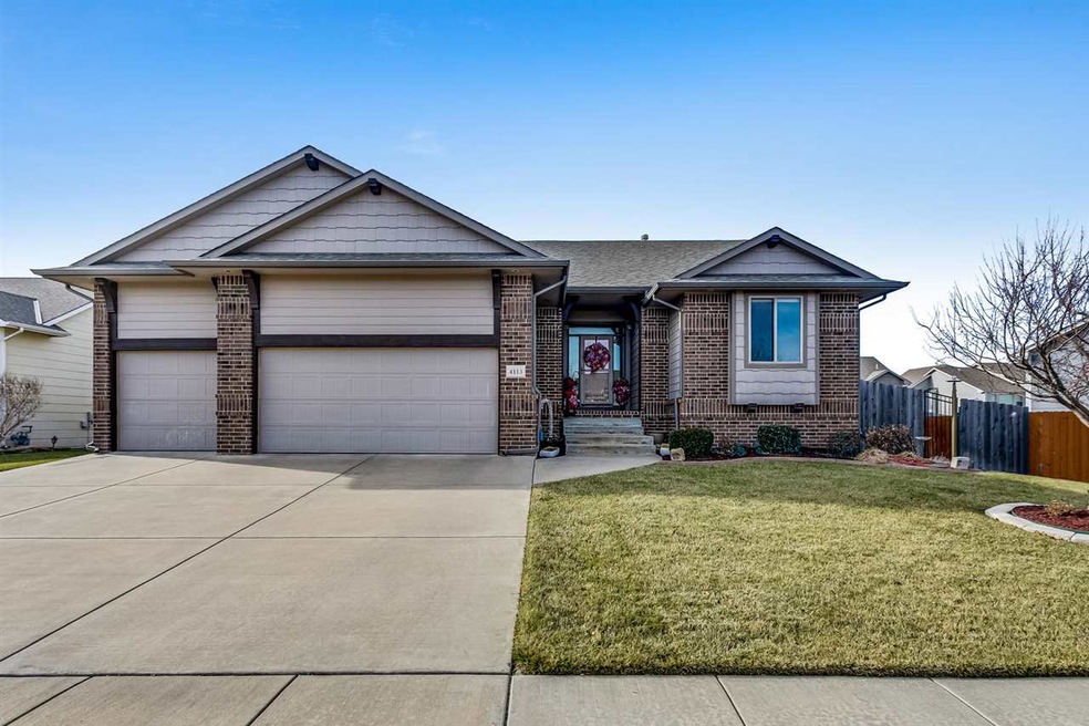 4113 N Lake Ridge St, Wichita, KS 67205 - photo 1