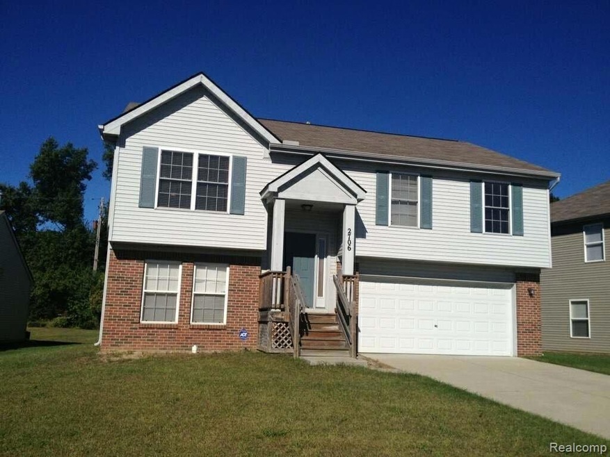 2706 Terrace Dr unit 33, Flint, MI 48507 - photo 1