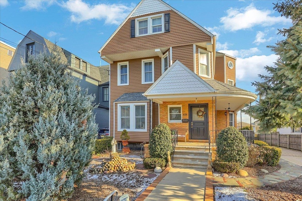 638 Palisade Ave, Jersey City, NJ 07307 - photo 1