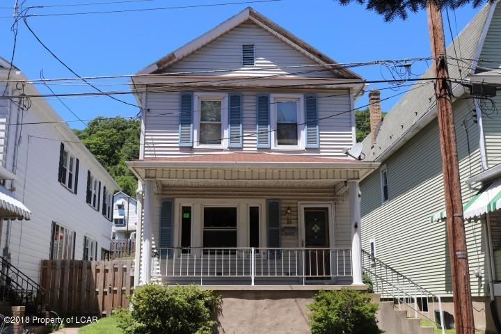 33 Railroad St, Glen Lyon, PA 18617 - photo 1