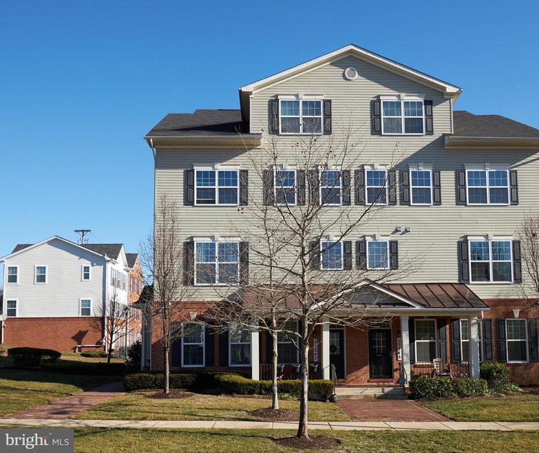 23247 Observation Dr unit 2217, Clarksburg, MD 20871 - photo 1