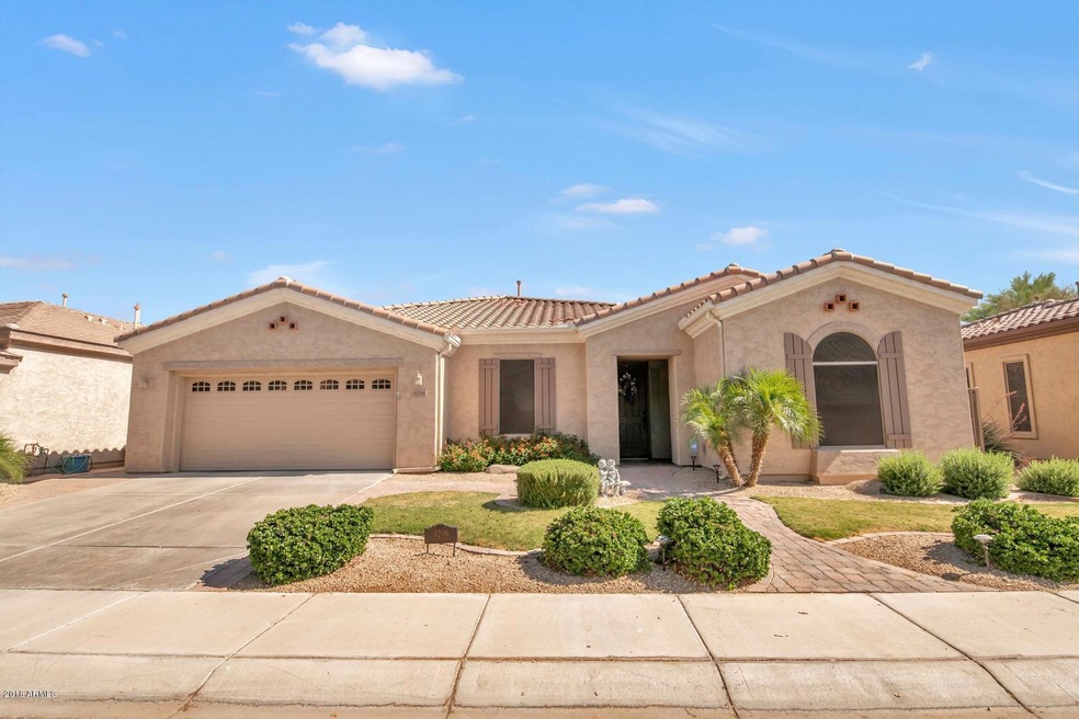 4206 E Carob Dr Gilbert AZ-large-004-20-