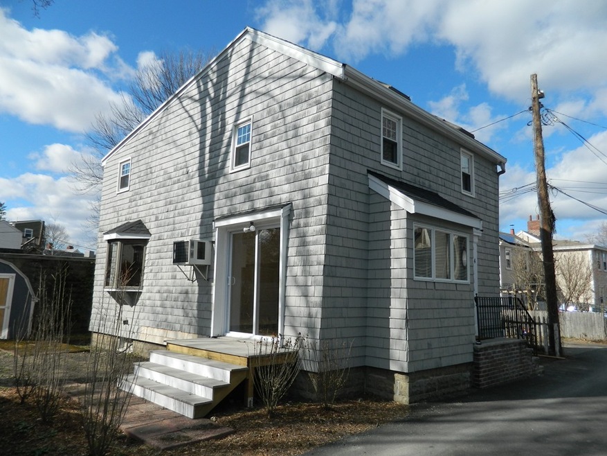 4 Parker Ct, Salem, MA 01970 - photo 1