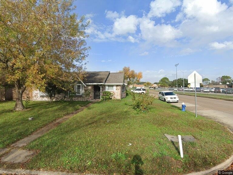 15245 Buckle Ln unit 5245, Houston, TX 77060 - photo 1