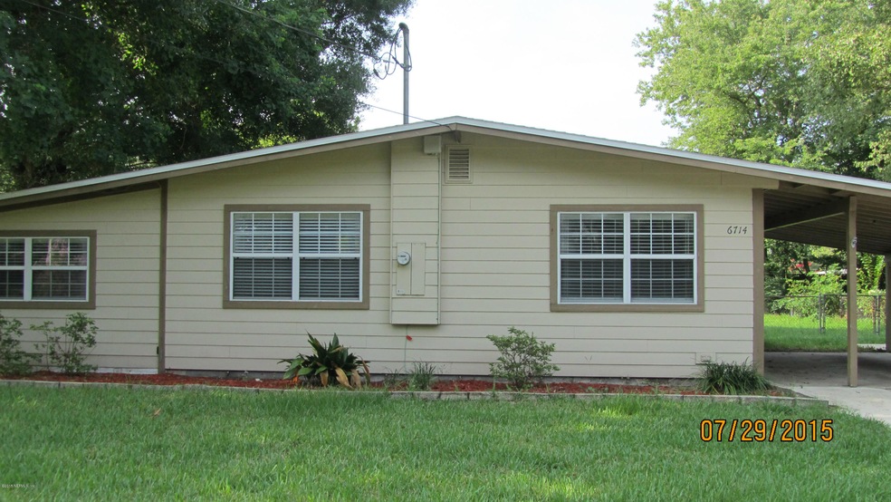 6714 Londonbridge Ln, Jacksonville, FL 32210 - photo 1