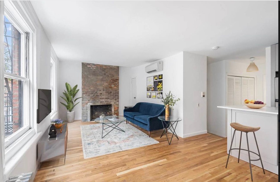 138 Sullivan St unit 2, New York, NY 10012 - photo 1