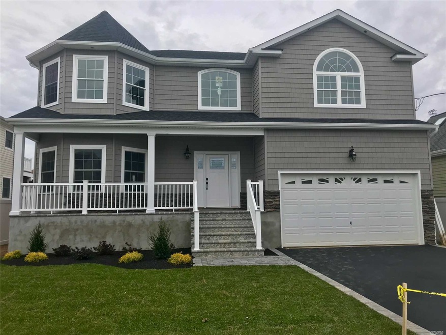 3685 Nimrod St, Seaford, NY 11783 - photo 1