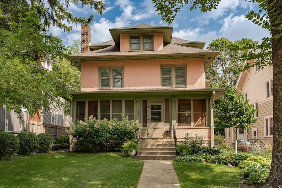 811 6th St SW, Rochester, MN 55902 - photo 1