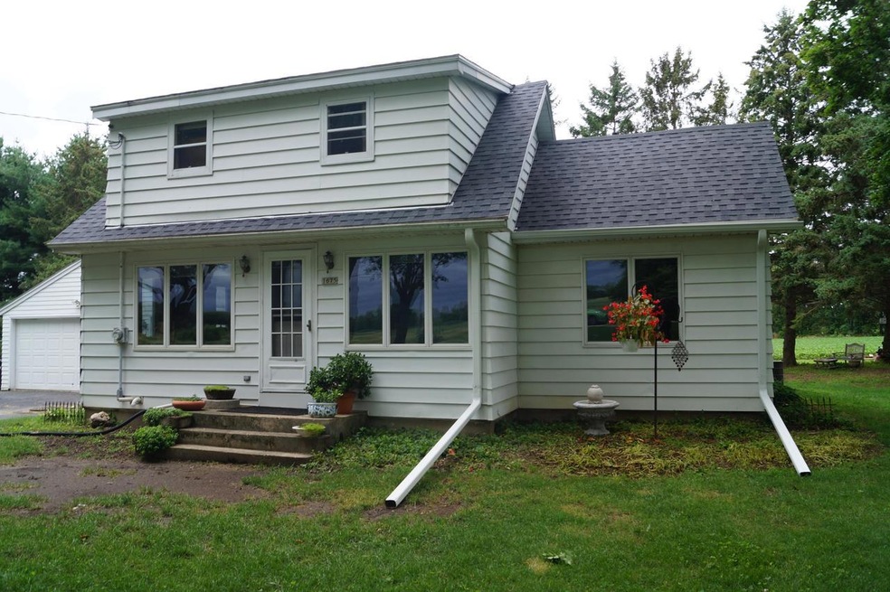 1675 Hook Island Rd, Oregon, WI 53575 - photo 1