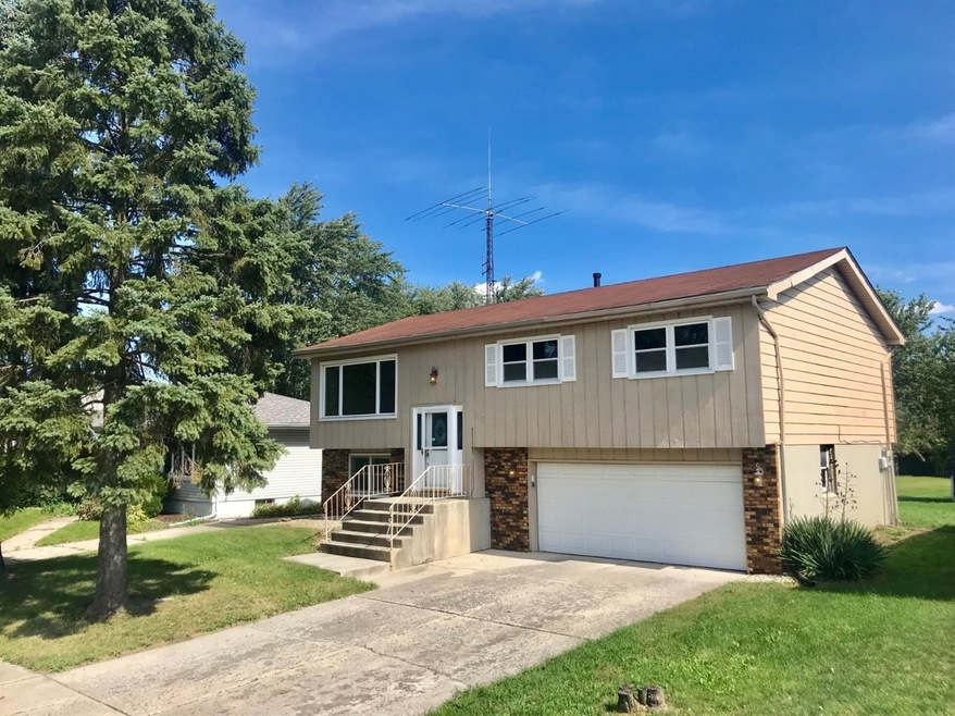 1113 Madison Ave, Dyer, IN 46311 - photo 1