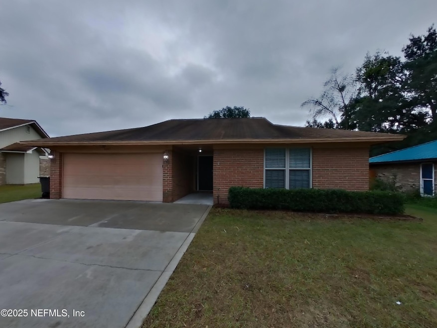 6047 Carla Ct, Jacksonville, FL 32244 - photo 1