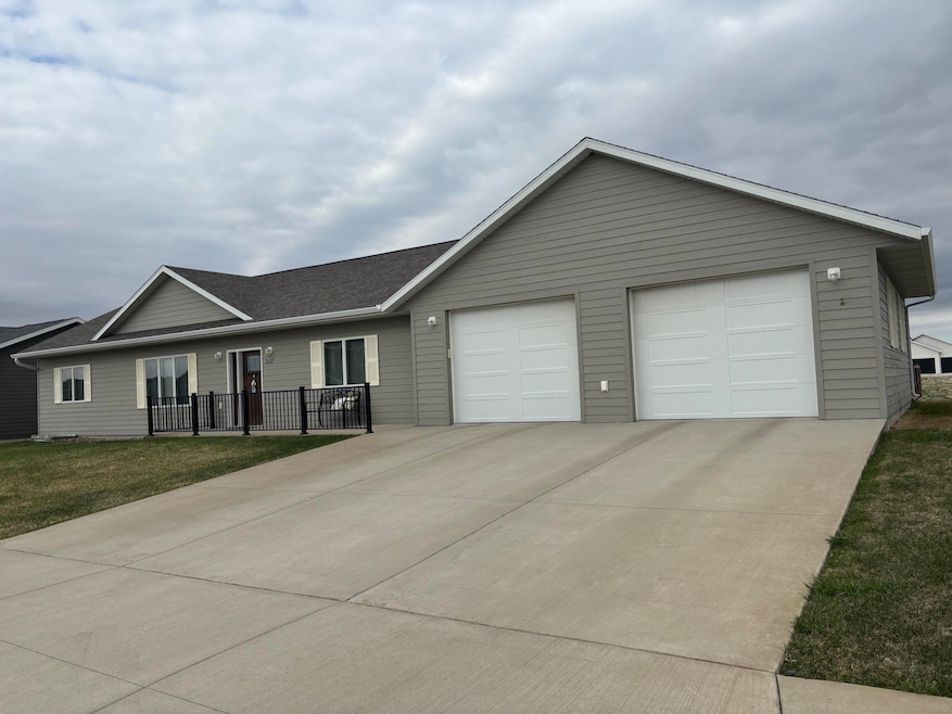Pending $519,500 • Co-Listing Agent