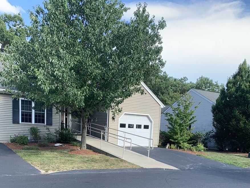 58 Bridle Cross Rd, Fitchburg, MA 01420 - photo 1