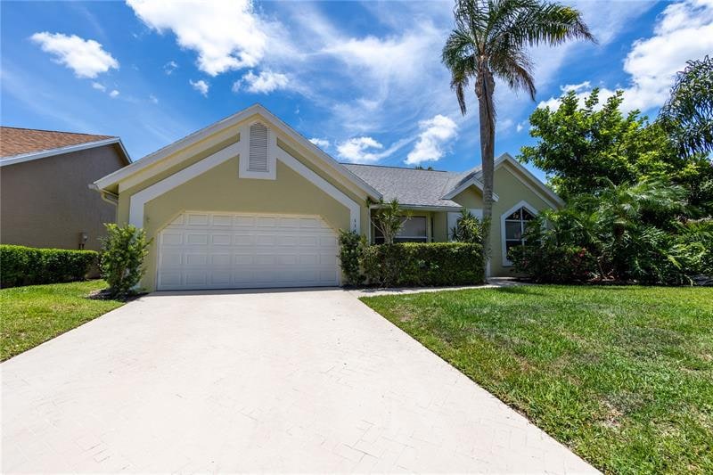 114 Adobe Cir, Jupiter, FL 33458 - photo 1