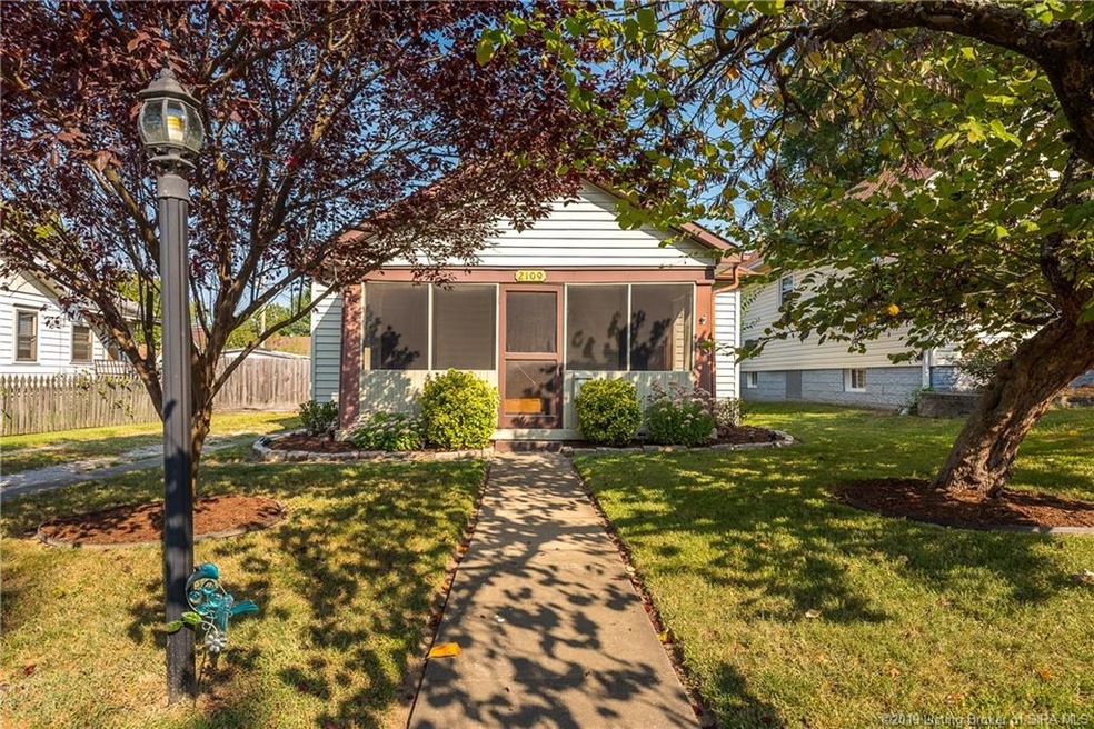 2109 Mclean Ave, New Albany, IN 47150 - photo 1