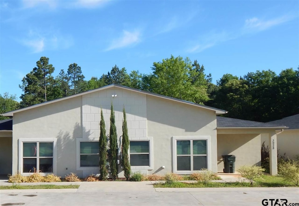 For Rent $1,595/month