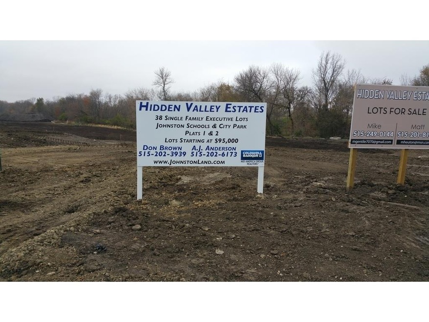 10025 Hidden Valley Dr, Johnston, IA 50131 - photo 1