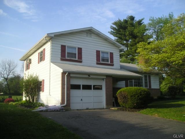 5881 Shepherd Hills Ave, Allentown, PA 18106 - photo 1