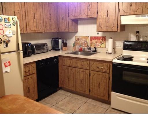 157 Franklin St unit E7, Stoneham, MA 02180 - photo 1