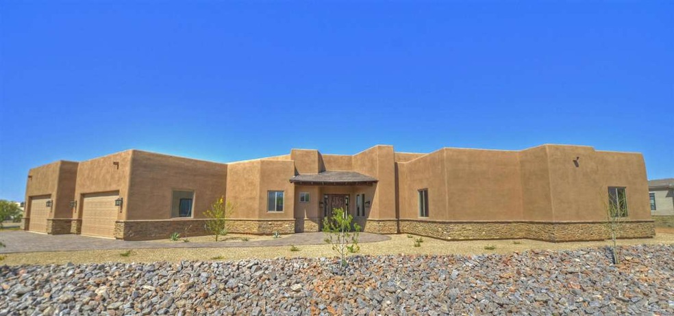 Exterior+landscape-3156986172-O
