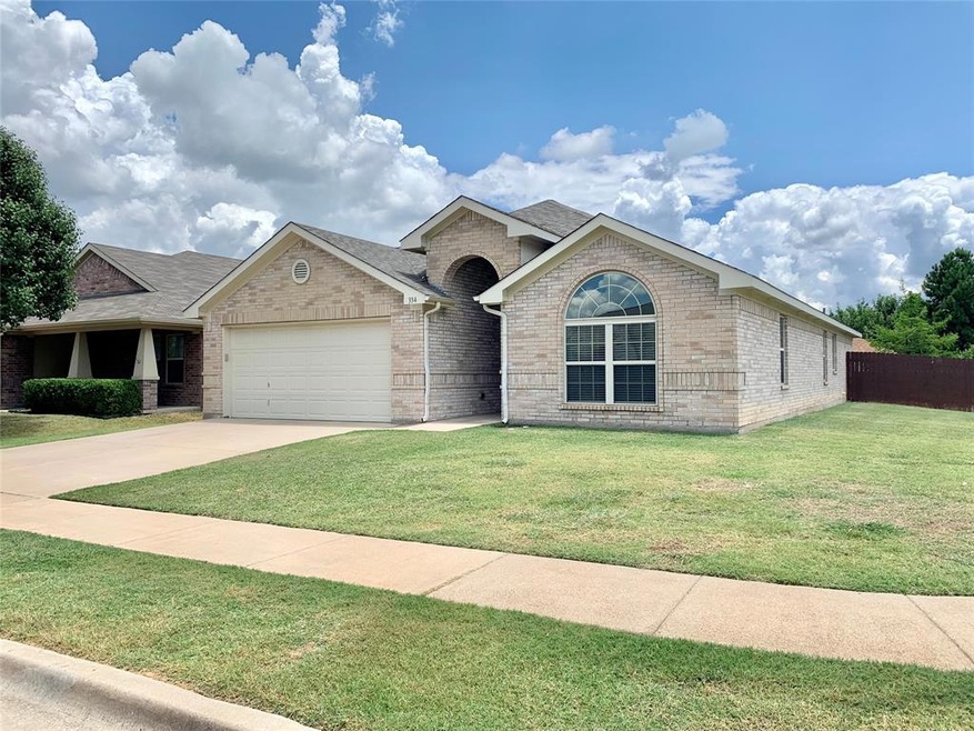 334 Sardius Blvd, Granbury, TX 76049 - photo 1
