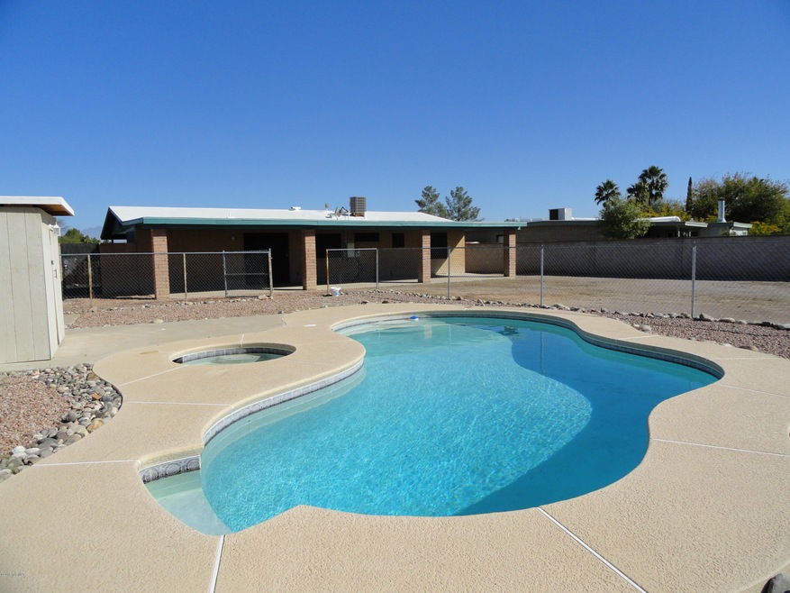 POOL/SPA